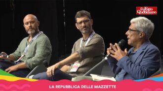 “La repubblica delle mazzette” di Vincenzo Bisbiglia e Marco Grasso con Mario Portanova - Rivedi la presentazione