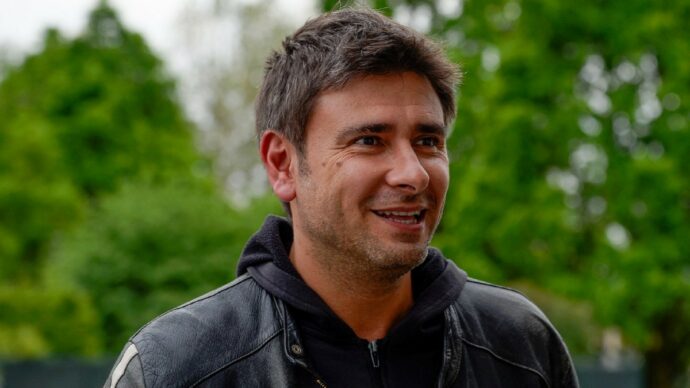 Di Battista in Italia dopo l’operazione: ricoverato a Roma