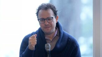Perché Anthropic vuole “rallentare l’intelligenza artificiale”? La violazione di Hugging Face e il rischio che l’IA vada fuori controllo. Lo scenario