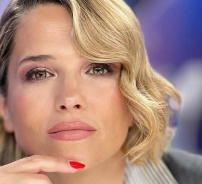 “Non me lo aspettavo, questo dolore: non è paragonabile a nessun altro, è lancinante. Ho iniziato ad avere crisi di panico notturne”: Francesca Barra torna a parlare della morte del padre
