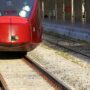 Copertina di Giovane donna investita da un treno dell’Alta velocita alla stazione di Milano Lambrate