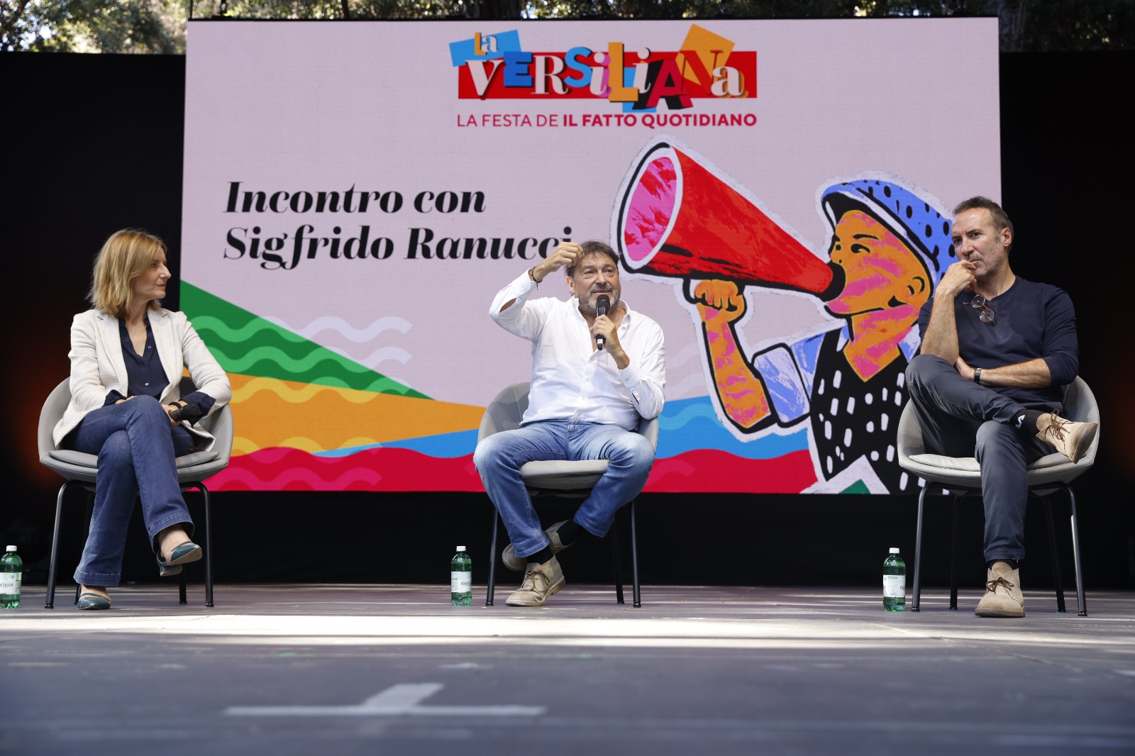 ranucci alla festa del fatto agir242 in giudizio contro la rai paghi chi ha responsabilit224 e su lavitola mai avuto interessi nei suoi affari da Ilfattoquotidiano.it ranucci alla festa del fatto agir242 in giudizio contro la rai paghi chi ha responsabilit224 e su lavitola mai avuto interessi nei suoi affari