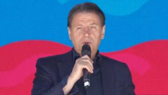 Conte: "Meloni non ti vergogni ad aver introdotto le preferenze farlocche nella legge elettorale?"