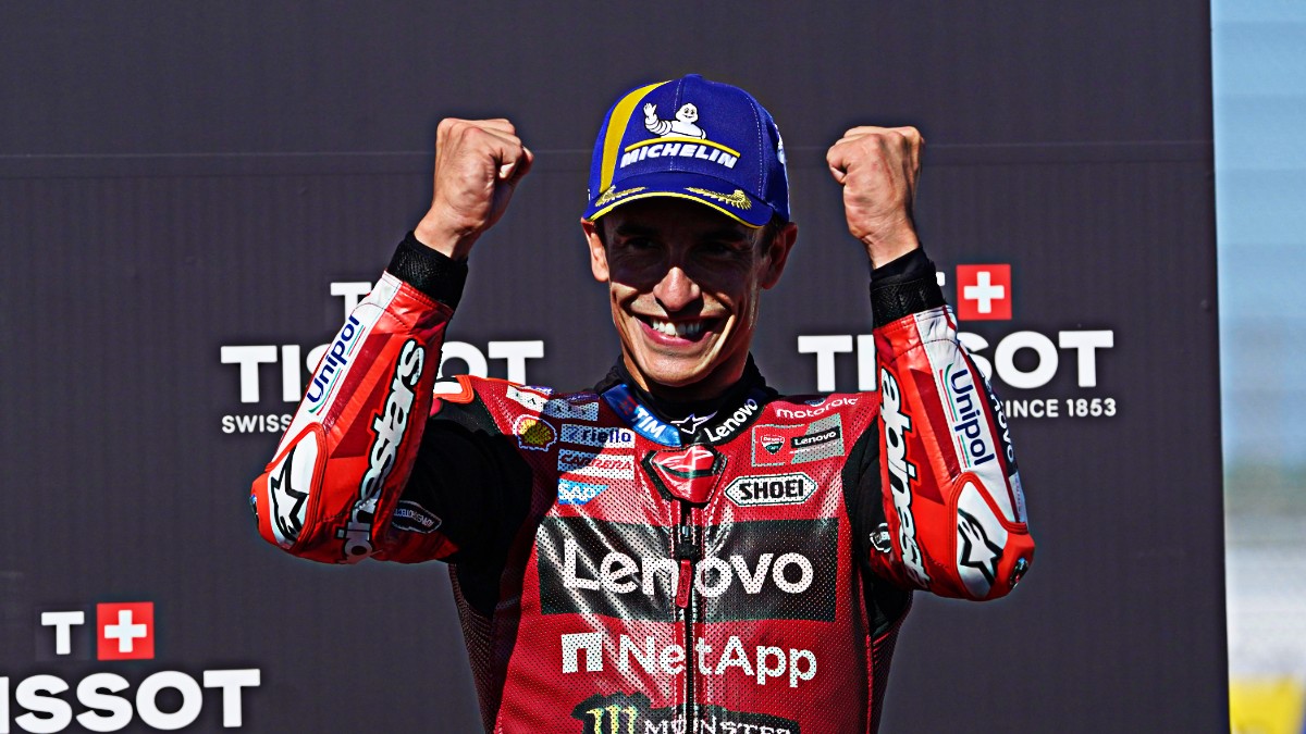 marc marquez 232 inarrestabile a misano vince anche la gara lunga e aggancia martin nel mondiale ordine d8217arrivo e nuova classifica da Ilfattoquotidiano.it marc marquez 232 inarrestabile a misano vince anche la gara lunga e aggancia martin nel mondiale ordine d8217arrivo e nuova classifica