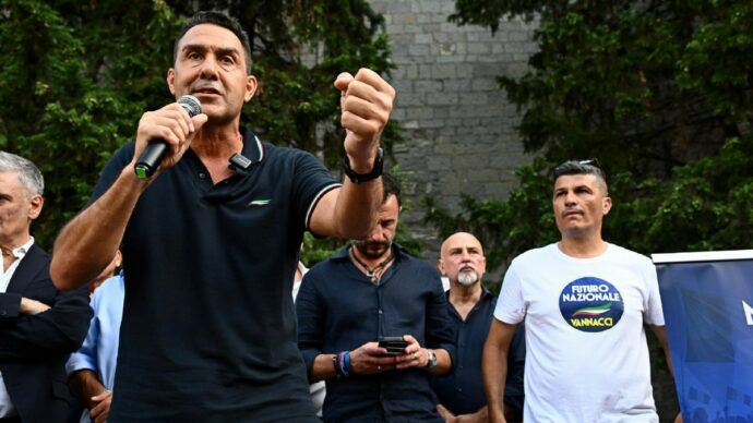 Nuova sanzione a Vannacci, Crosetto: “Regole rispettate”
