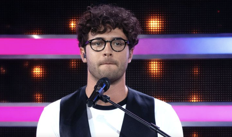 la ruota della fortuna cambia la voce marco galeone lascia la band fortuna five ecco chi arriva al suo posto da Ilfattoquotidiano.it la ruota della fortuna cambia la voce marco galeone lascia la band fortuna five ecco chi arriva al suo posto