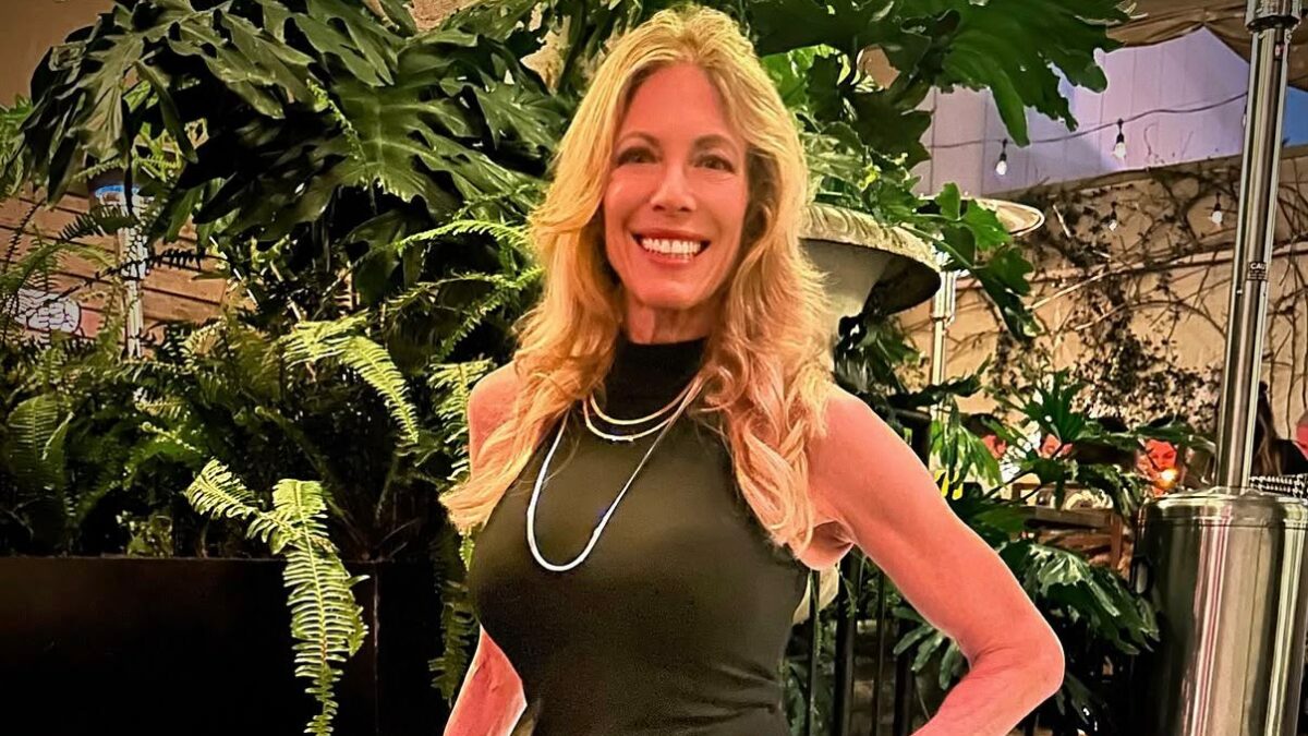 “Dopo quattro interventi chirurgici il medico mi aveva detto ‘non puoi fare quello che facevi prima’. Invece ho semplicemente cambiato modo di allenarmi, non accetto passivamente d’invecchiare”: parla Jill Brown
