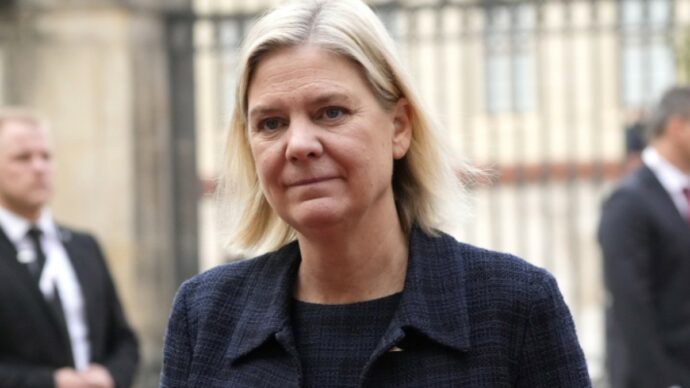 Svezia, linea dura sui migranti anche per i socialdemocratici di Andersson: così il rigore diventa la via per salvare il welfare