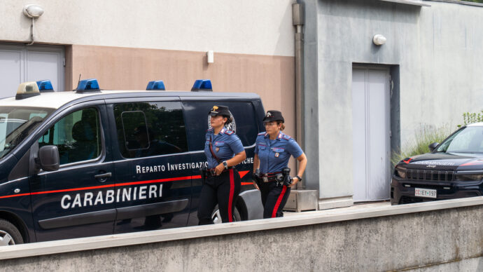 Cremona, ventiduenne in terapia intensiva per un pugno durante una festa di paese: lite per la fidanzata