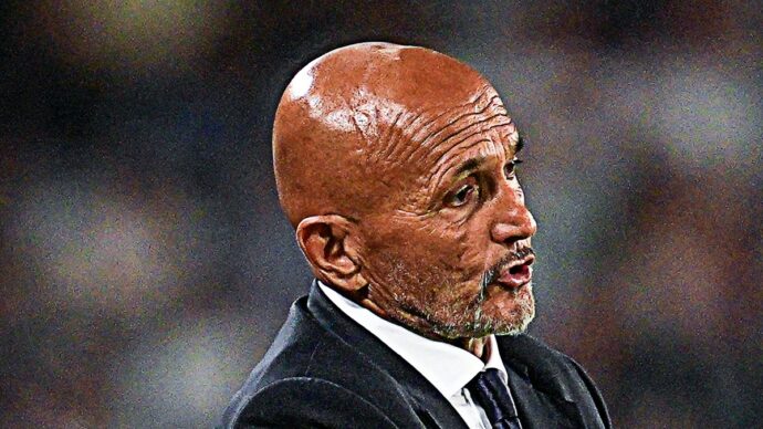 “Non piangere”: la frustrazione di Spalletti con il giornalista Sky. La replica: “Si figuri, sto facendo delle domande”