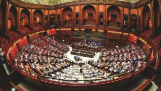 Copertina di Il dibattito sulla legge elettorale dovrebbe spingere la politica a chiedersi come ricucire coi cittadini
