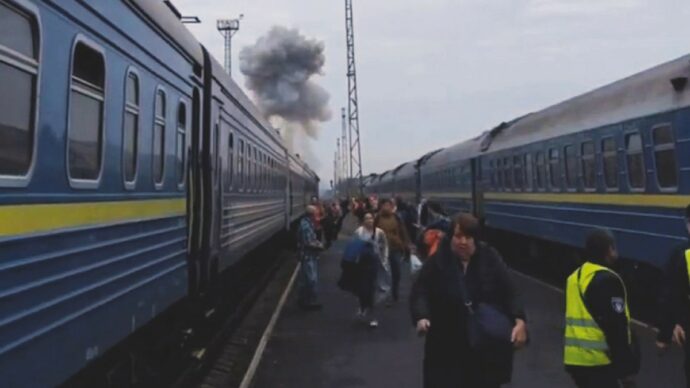 Trump: “Tregua energetica” Attacco al treno, Ue in allerta