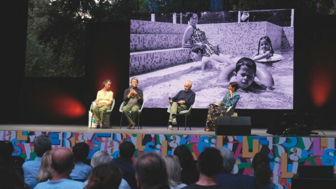 Festa del Fatto,  la lunga carica  dei 40mila  alla Versiliana