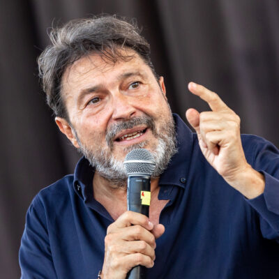 Copertina di Ranucci fa ricorso contro la Rai: chiesto il reintegro urgente alla guida di Report. “Allontanato per pressioni politiche”