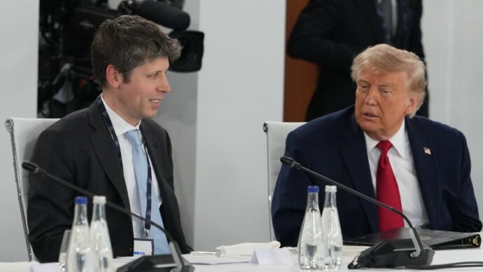“Trump ha incontrato in segreto Sam Altman di OpenAi”, previsto vertice tra aziende sull’IA dopo gli allarmi di dirigenti e ricercatori