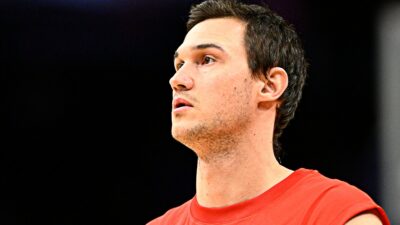 Copertina di La furia di Gallinari: “Kawhi Leonard dovrebbe pagare tutti quei 50 milioni. Mi ha messo nei casini mandandomi lontano da Los Angeles”