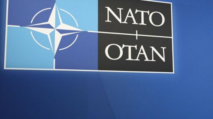 Nato, ufficiale della Marina spagnola sospeso dopo una relazione con una presunta spia russa: la donna era entrata nella base militare