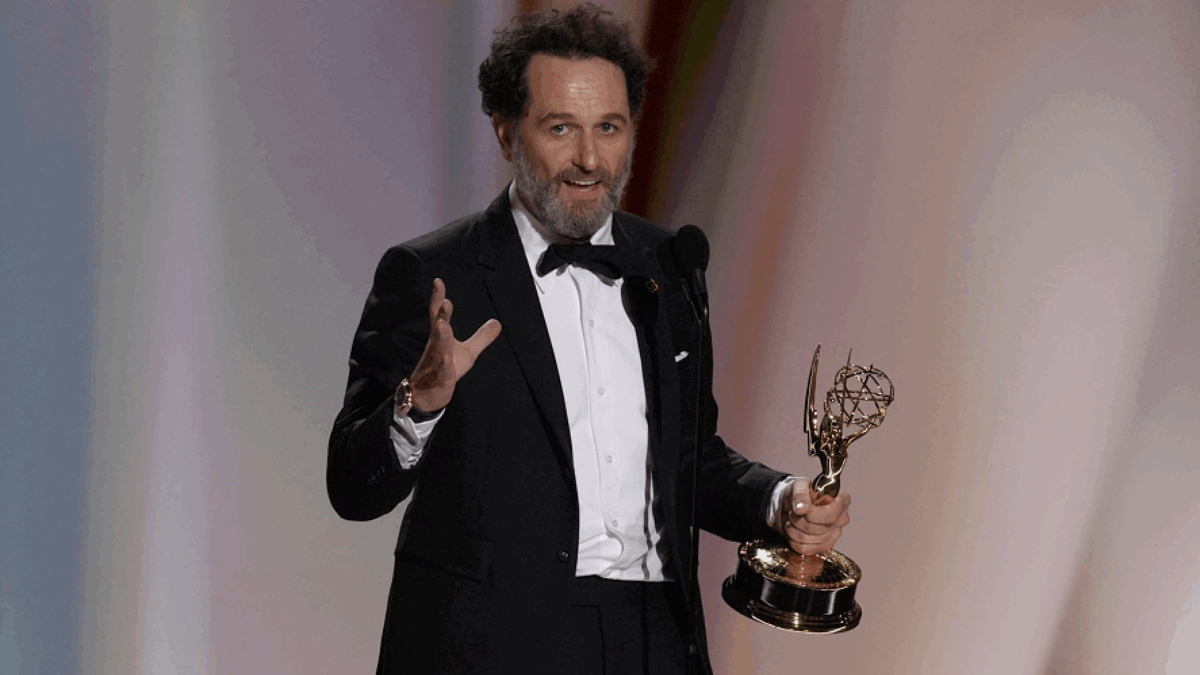 emmy awards il trionfo di widow8217s bay con 14 statuette matthew rhys scrive la storia 232 il primo attore a vincere 2 premi da protagonista insieme per serie diverse da Ilfattoquotidiano.it emmy awards il trionfo di widow8217s bay con 14 statuette matthew rhys scrive la storia 232 il primo attore a vincere 2 premi da protagonista insieme per serie diverse