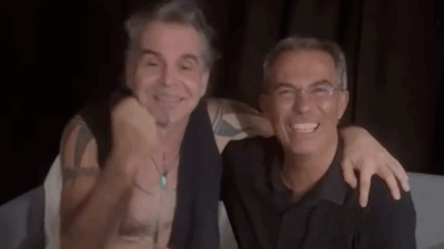 Copertina di “È un capolavoro”: Piero Pelù reinventa la sigla di “diMartedì” e Giovanni Floris si complimenta – VIDEO