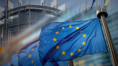 Copertina di Il Parlamento Ue vota  lo scudo anti-ingerenze. Ma solo se sono russe
