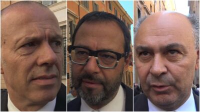 Copertina di Legge elettorale, governo valuta la fiducia alla Camera: “Una cosa alla volta”. Avs: “Sarebbe ennesima forzatura”. M5s: “Consulta avrà molto da dire su questa riforma”