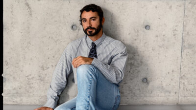 Copertina di “È il primo a ricoprire questo ruolo al di fuori della famiglia Armani”: Dario Vitale nominato nuovo direttore creativo di “Emporio Armani” e degli accessori, ecco chi è