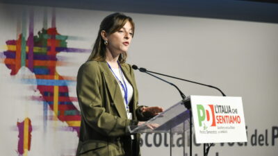 Copertina di Disertare la guerra? Virginia e quella parola vietata. Ingiuriata fino alla lapidazione verbale | Il commento