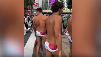 La Pro Recco passeggia in costume nel centro di Tokyo: è polemica sui social