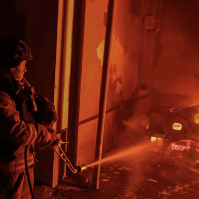 Copertina di Ucraina: “Drone russo contro bus di linea a Nikopo, cinque morti. Colpito treno sulla linea Kiev-Mykolaiv”