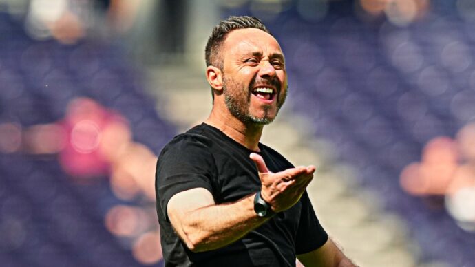 Il Tottenham di De Zerbi perde ancora, Dugarry lo demolisce: “Sta facendo una rapina. È fuori di testa, nessuno gli dice di stare zitto”