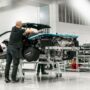 Copertina di McLaren rompe il tabù: arriva il primo suv. E parte un piano da 500 milioni di sterline