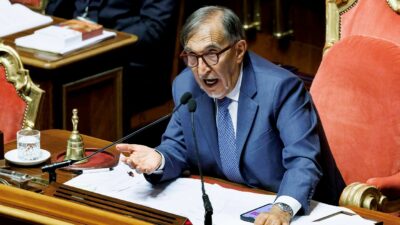 Copertina di Legge elettorale: fiducia imposta per minacciare la maggioranza