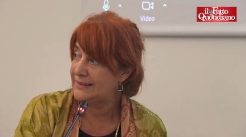 donne discriminate anche nelle fabbriche a parit224 di mansione guadagnano meno i premi agli uomini da Ilfattoquotidiano.it donne discriminate anche nelle fabbriche a parit224 di mansione guadagnano meno i premi agli uomini