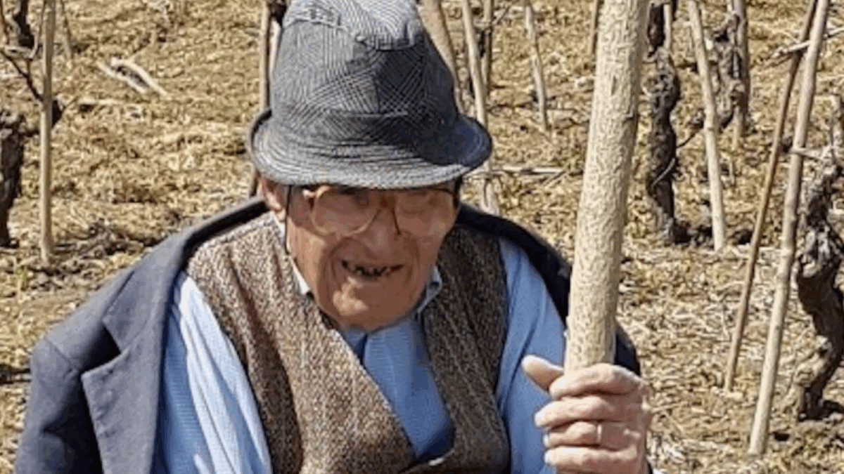 E’ morto a 112 anni Vitantonio Lovallo detto Zitòn: era l’uomo più vecchio d’Italia, ha continuato a lavorare nei campi fino a 106 anni