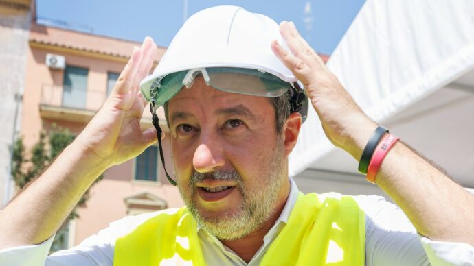 Bollo auto, Salvini la spara grossa: “Esentate 34 milioni di persone”. Ma i veri numeri del decreto sono altri