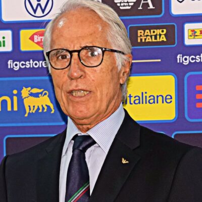 Copertina di L’altra faccia del caso Malagò: la grottesca vicenda della tessera è una resa dei conti politica | Il commento