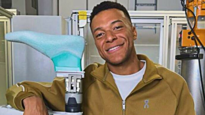 Mbappé dice addio a Nike: ha scelto le scarpe ON, così il marchio di Federer e Cobolli sbarca nel calcio