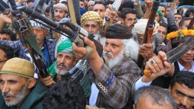 Copertina di Usa-Iran, Houthi: “Non siamo in guerra con l’Italia, ma i vostri aerei sono in Arabia Saudita”. Forte esplosione a Riad: caos all’aeroporto internazionale