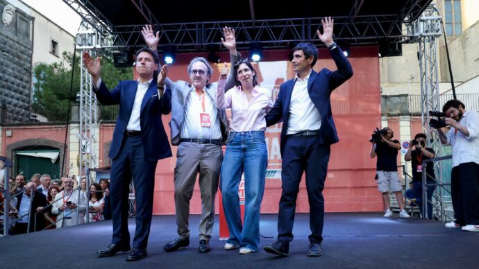 Conte doppia Schlein: un sondaggio agita i dem