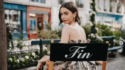 Copertina di “E’ una sensazione surreale e agrodolce, ma soprattutto sono incredibilmente orgogliosa e grata di aver potuto essere lei”: Lily Collins dice addio a Emily in Paris