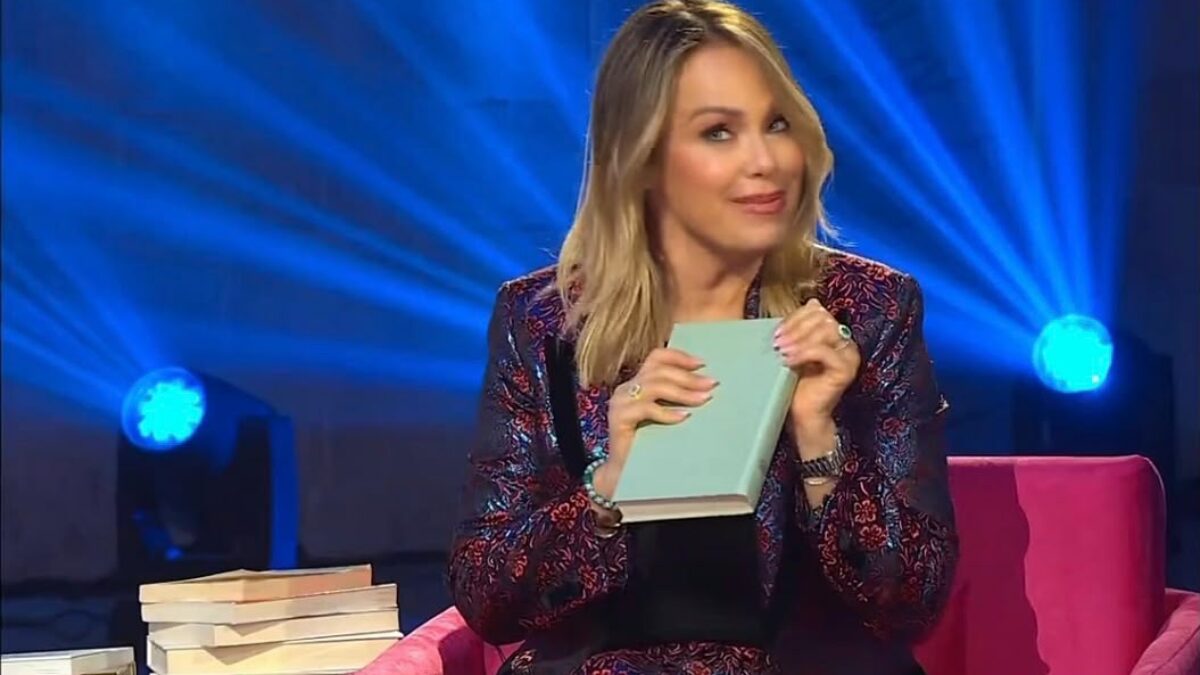 “Racconteremo gli ospiti attraverso i libri e i libri attraverso gli ospiti”: Sonia Bruganelli presenta il suo nuovo programma su Italia 1
