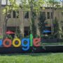 Copertina di Multa a Google da 403 milioni, l’Autorità europea: “Gestione impropria dei dati di localizzazione degli utenti”