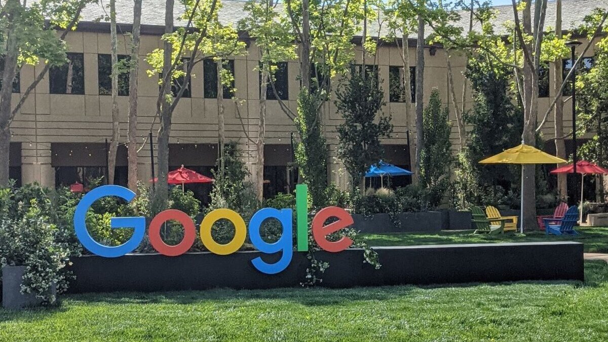 multa a google da 403 milioni l8217autorit224 europea gestione impropria dei dati di localizzazione degli utenti da Ilfattoquotidiano.it multa a google da 403 milioni l8217autorit224 europea gestione impropria dei dati di localizzazione degli utenti