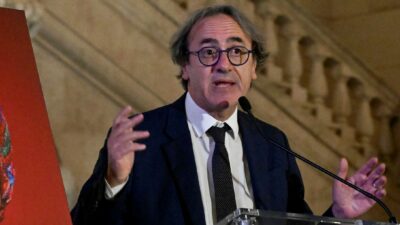 Copertina di Bonelli: “Il premier deve essere un terzo”