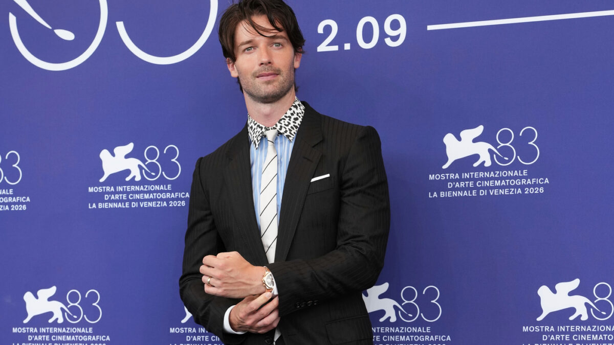“Tra cento anni probabilmente saremo tutti morti e caduti nell’oblio. Nessuno si ricorderà di nulla, perché sprechiamo tempo ad occuparcene?”: parla Patrick Schwarzenegger