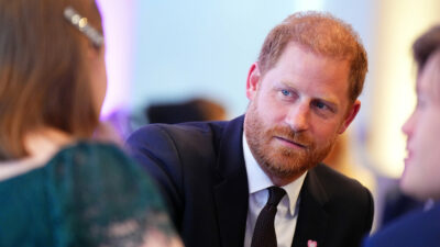 Copertina di Il principe Harry prepara un documentario su “mummy” Diana e per la prima volta parla dei figli Archie e Lilibet: “Erano genuinamente affascinati”