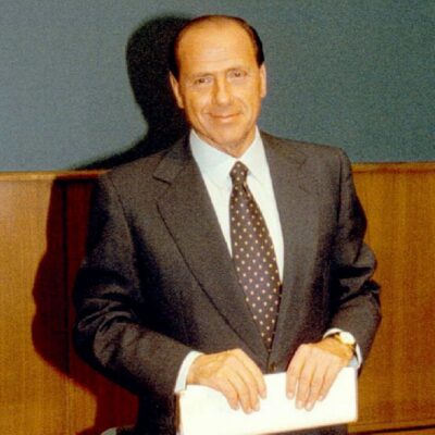 Copertina di “A Fininvest 13 miliardi in contanti di origine ignota nel 77-78”