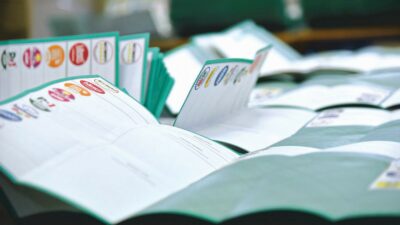Copertina di Conti pubblici, Meloni ora avvicina il voto e attacca l’Istat. Scontro tra Fazzolari e Giorgetti sul negoziato in Europa
