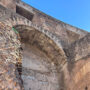 Copertina di Colosseo, l’operaio precipitato lavorava con corde in “stile arrampicata”. La procura indaga per omicidio colposo