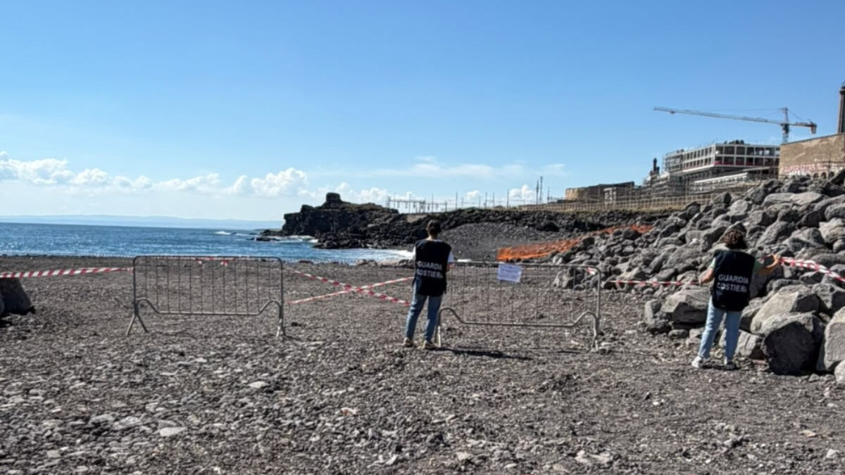 catania il ciclone harry fa riemergere una discarica degli anni 821760 la scoperta durante i lavori di ripristino del porto da Ilfattoquotidiano.it catania il ciclone harry fa riemergere una discarica degli anni 821760 la scoperta durante i lavori di ripristino del porto